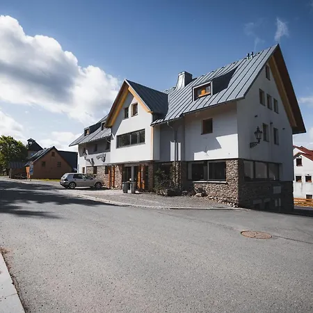 Lägenhet Jurica 84 *